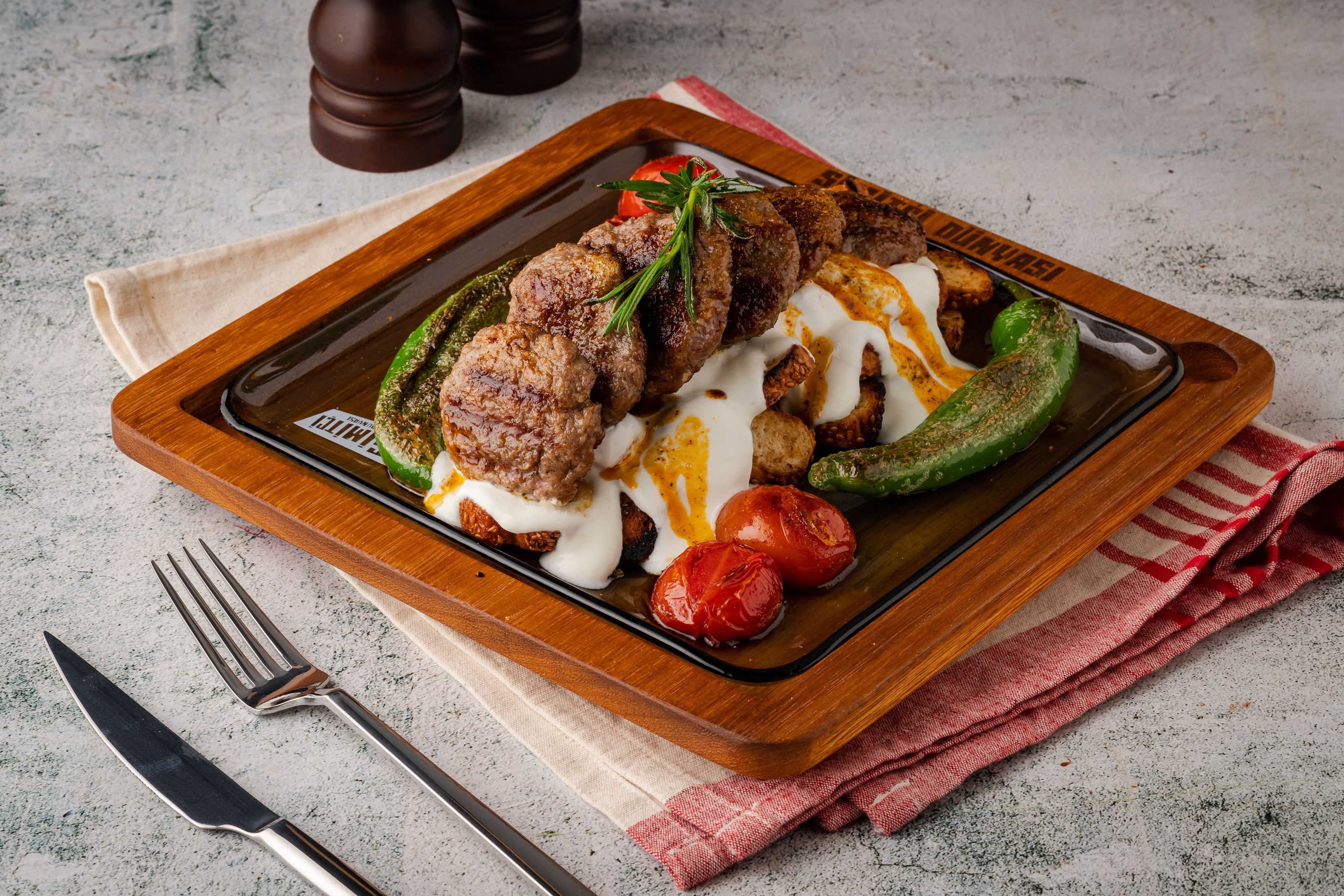 Simitçinin Köftesi - Çorum Online Yemek Siparişi