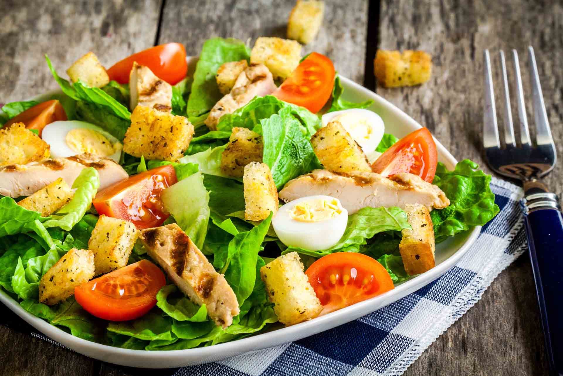 Tavuklu Sezar Salata - Çorum Online Yemek Siparişi